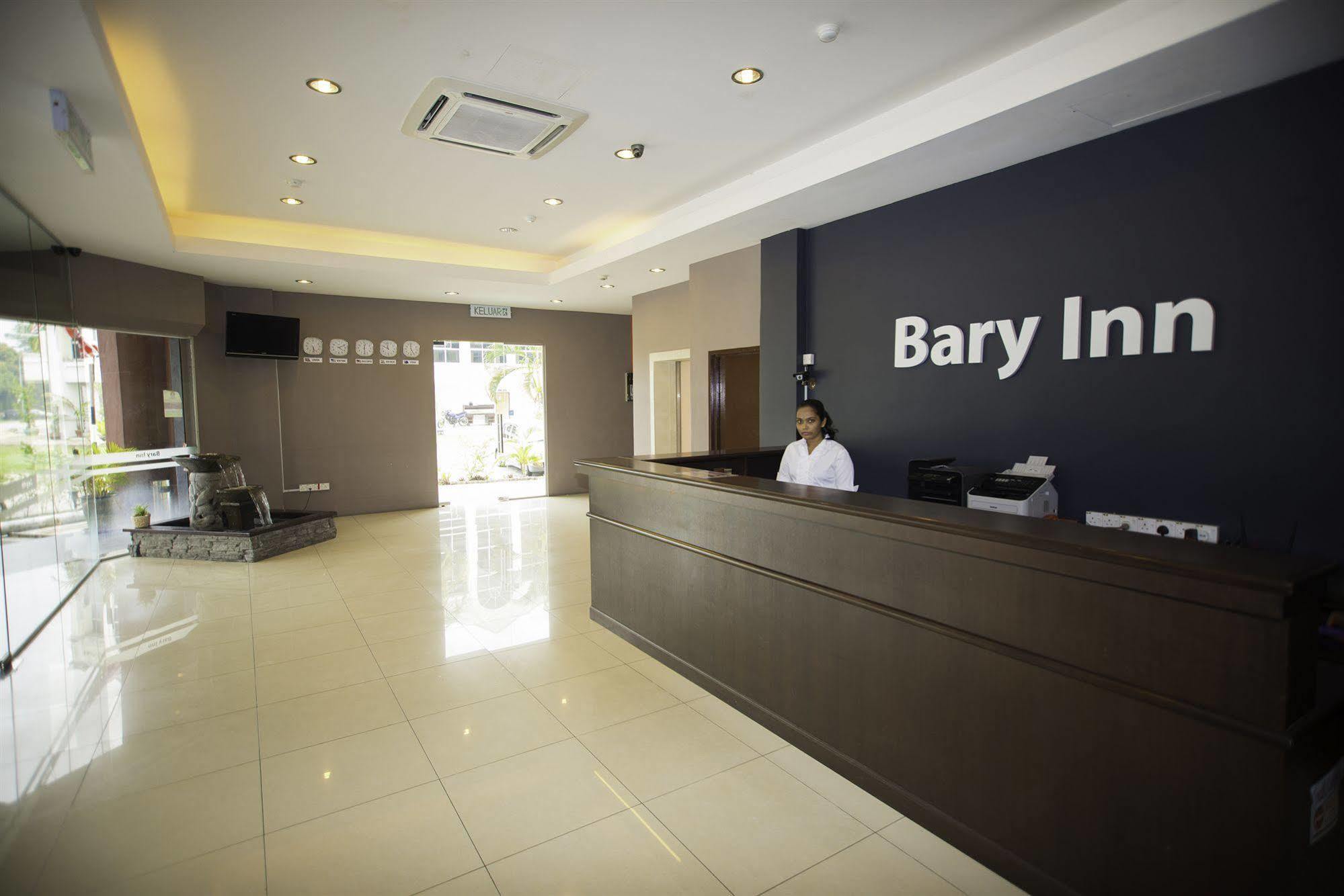 Bary Inn, Klia & Klia2 - 24 Hours Free Airport Pick-Up Сепанг Екстериор снимка